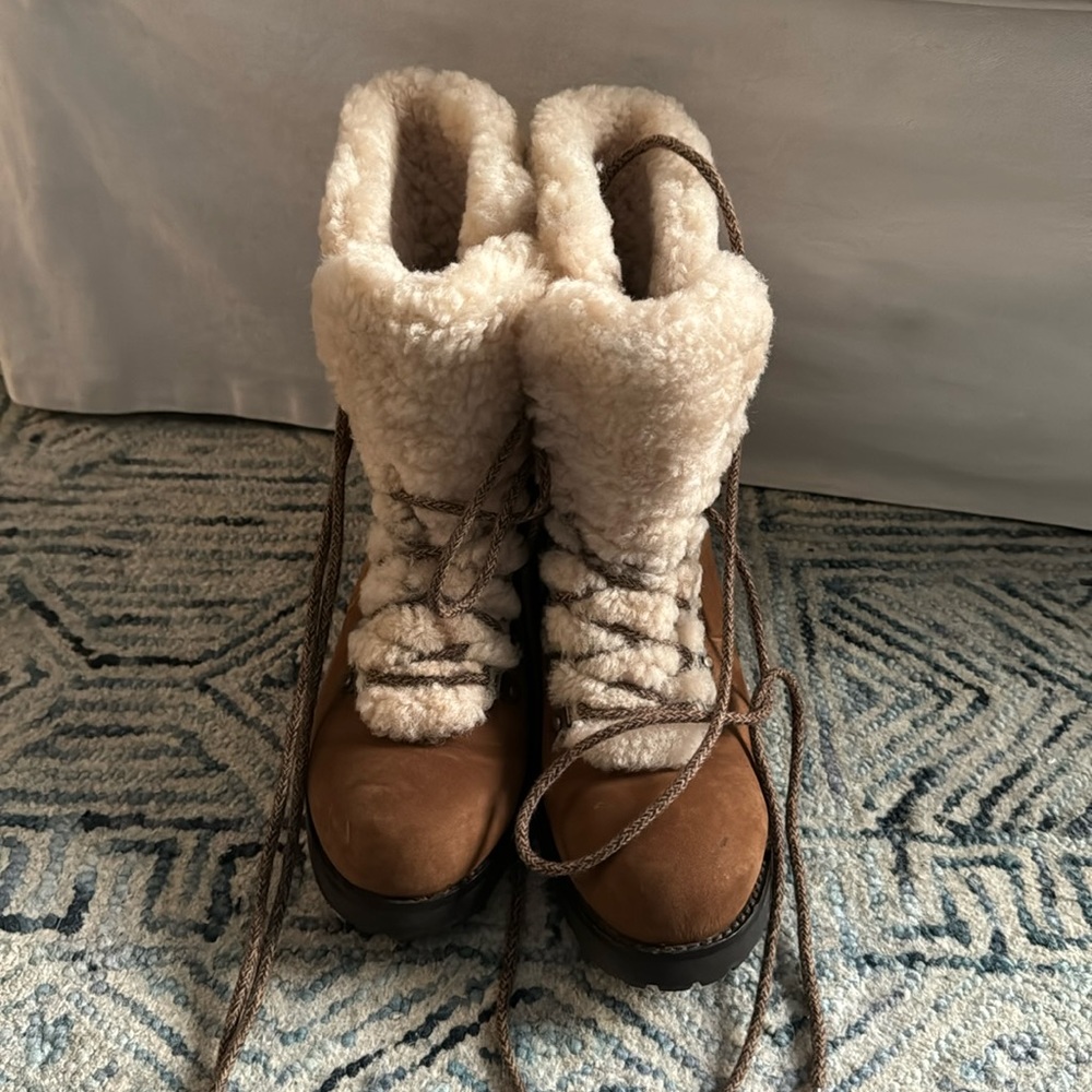 UGG Fraser Sheepskin chestnut leather combat boot, barely worn